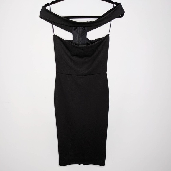 MISSGUIDED • Black Cut Out Panel Bodycon Dress 4 - Picture 2 of 9